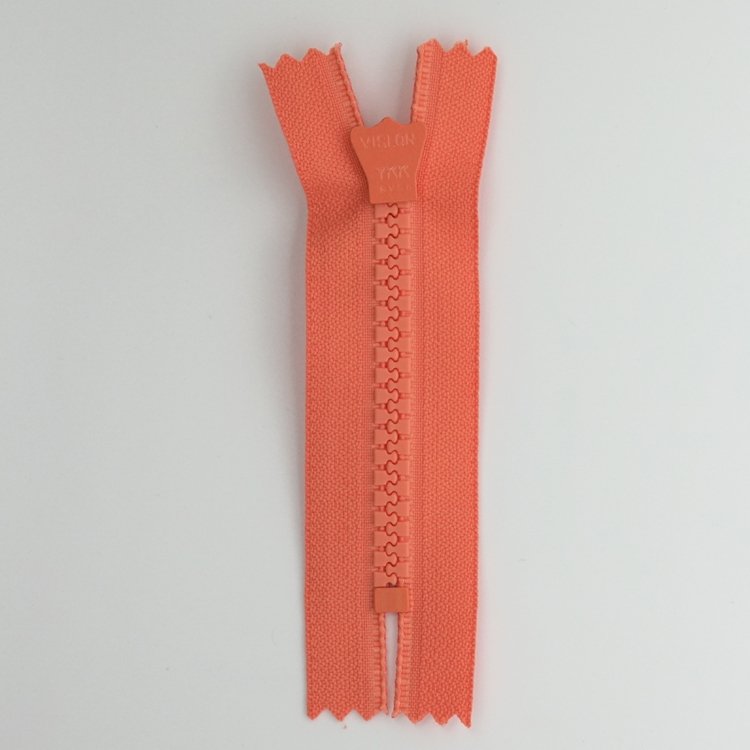 YKK Zip Fasteners Sale 20 Big Teeth Plastic Zipper Custom Bulk Decorative Zippers for Tents