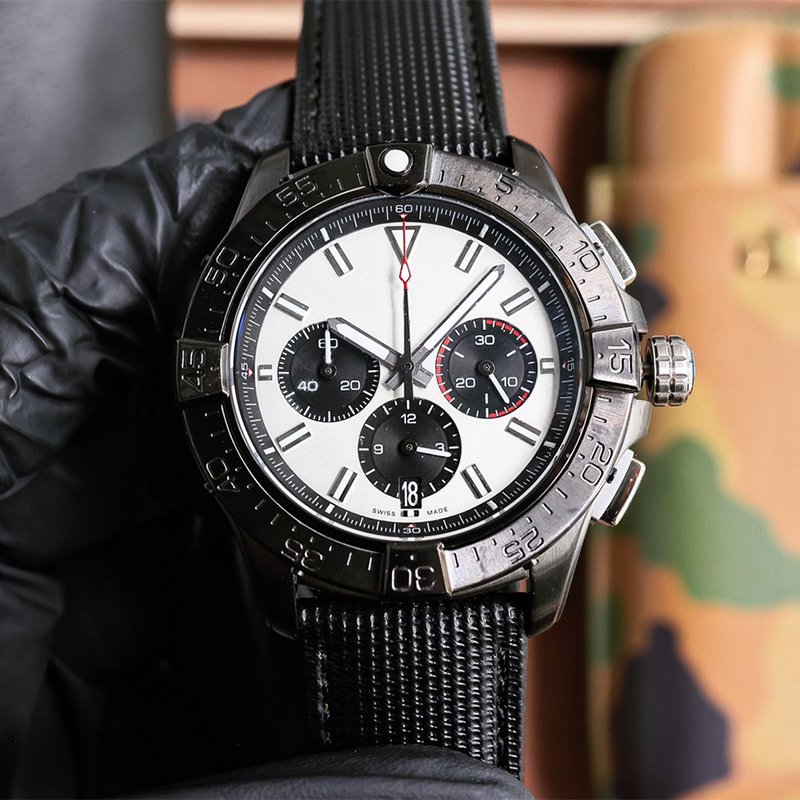 2024 Men's Luxury Stainless Steel Chronograph Quartz Watch Business Montre de luxe Homme with Pointer Dial Display
