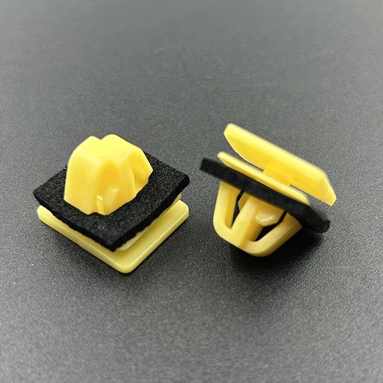 Auto Plastic Clips And Fasteners Car Trim Panel Retainers Clips Rivets Auto Body Fasteners 08461