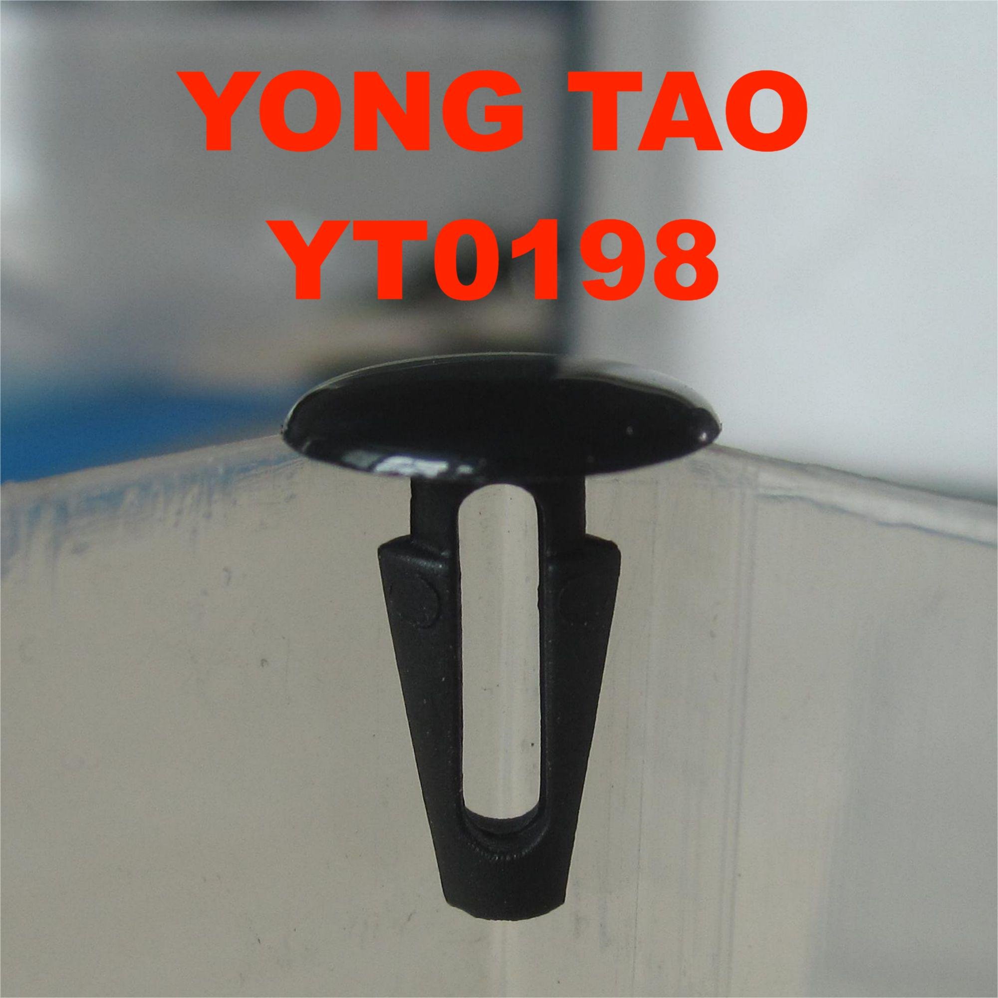 Wholesale Production Suitable for Southeast Mitsubishi Car Hood Insulation Cotton Veneer Buckle 7mm YT0198