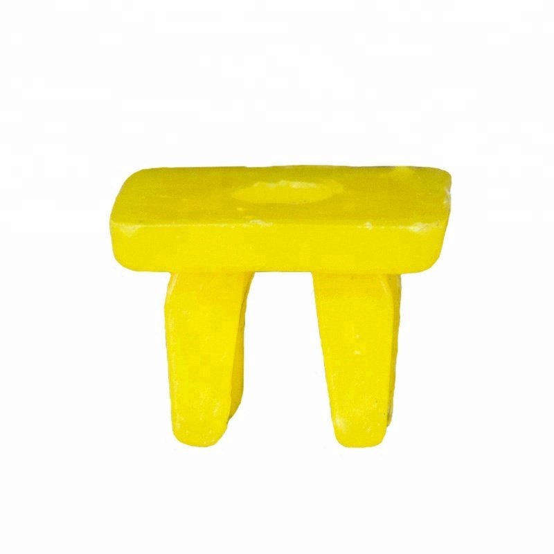 100x Universal Auto Screw Size Grommet Nut Clip Fasteners Car Lamps Square Yellow Plastic Fixed Buckle Nuts Clips