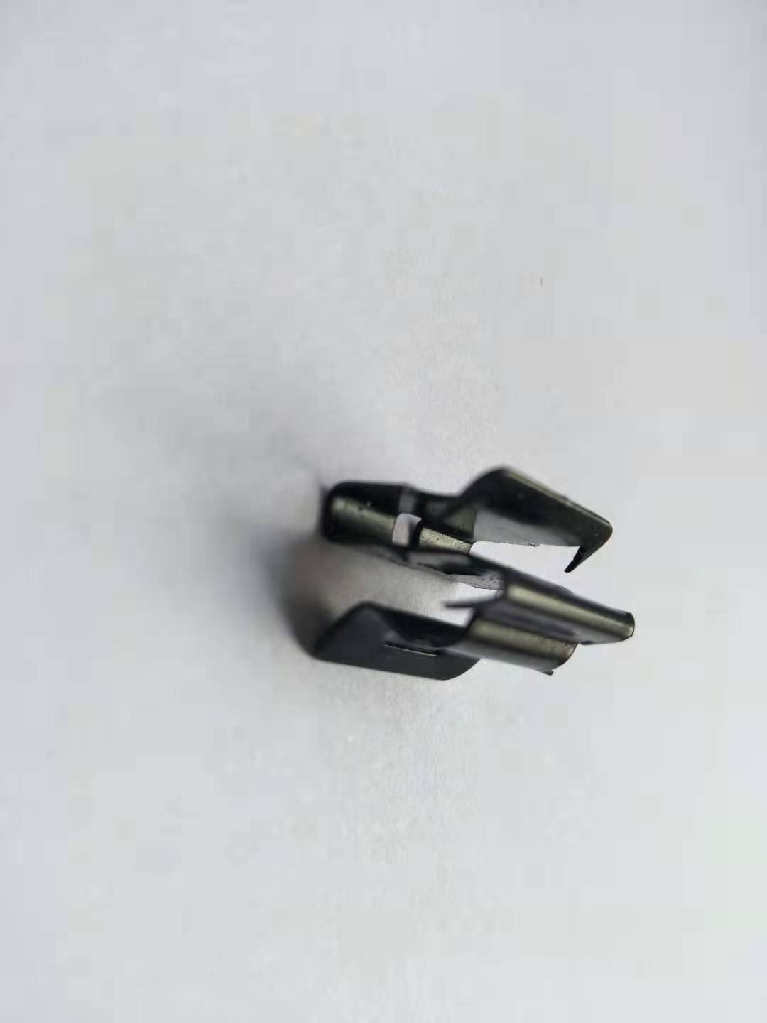 Automobile Metal Clips Fasteners Car Parts Motorcycle Parts S Type Spring Car Steel Stamping Clips