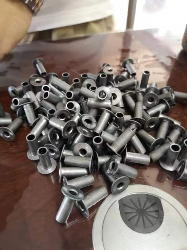high speed two die four blow Blind rivet cold heading machine