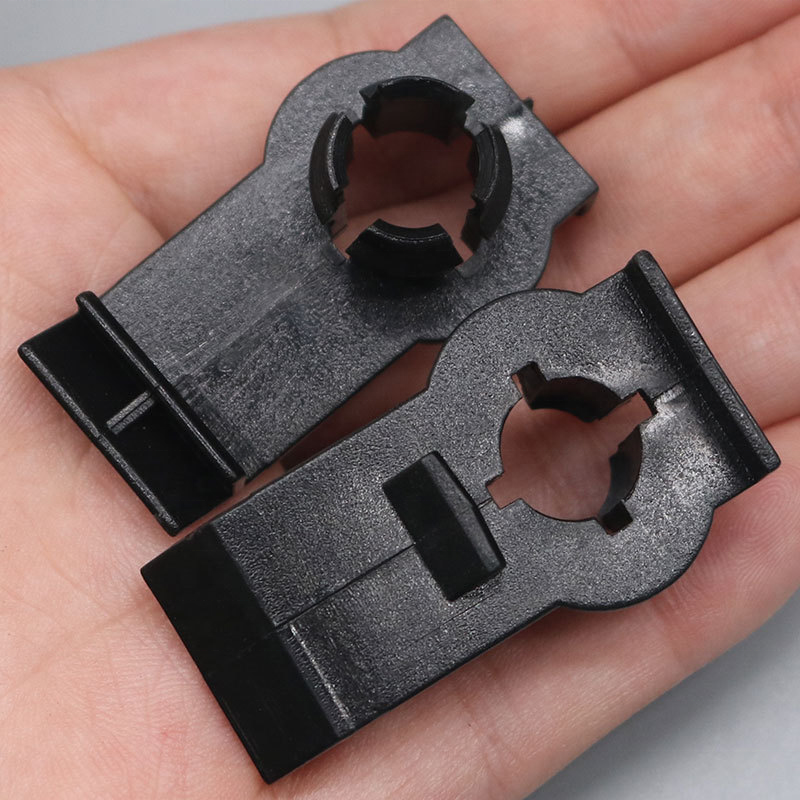 Suitable For Automobile Left Front And Right Window Adjuster Clamp Bracket 51338254781 Z34