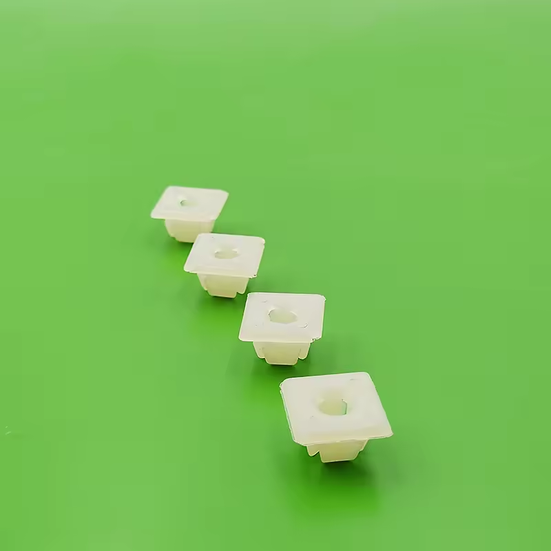 Automotive Plastic Fasteners Nylon Expansion Clips Auto Parts