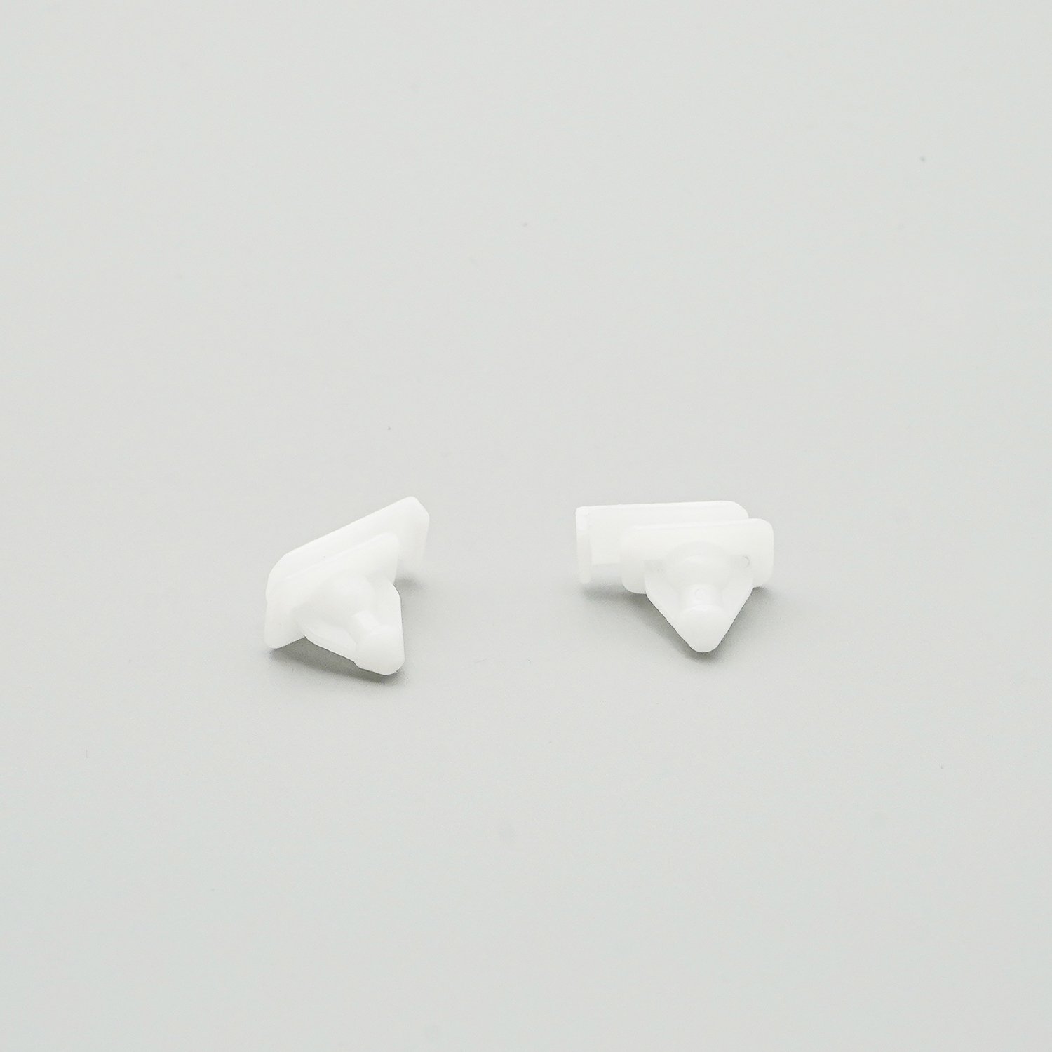 1465# Automotive Spare Parts Car Universal Body Shield Retainer Bumper Fastener Nylon Clips Car Door Panel Clip