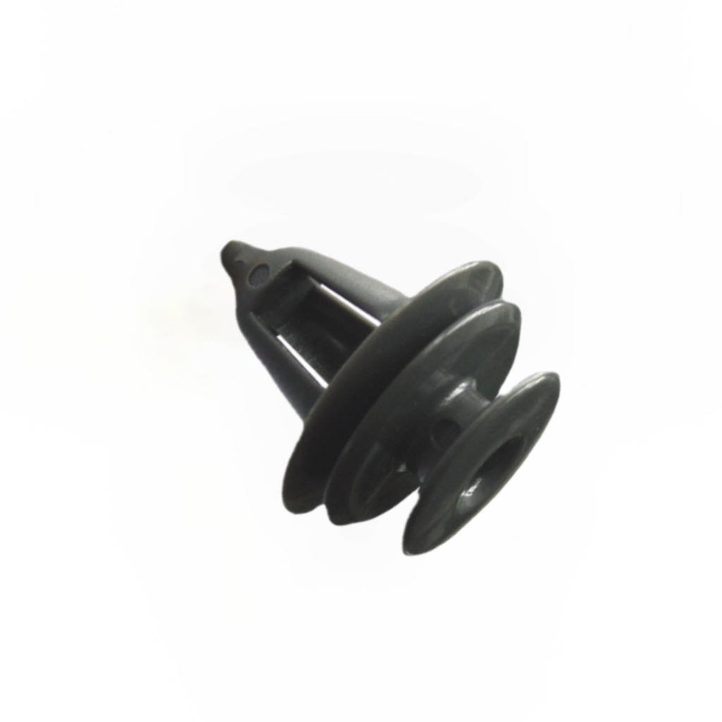 High quality formaldehyde gray automotive fasteners for car door panel fixing buckles 6777112040