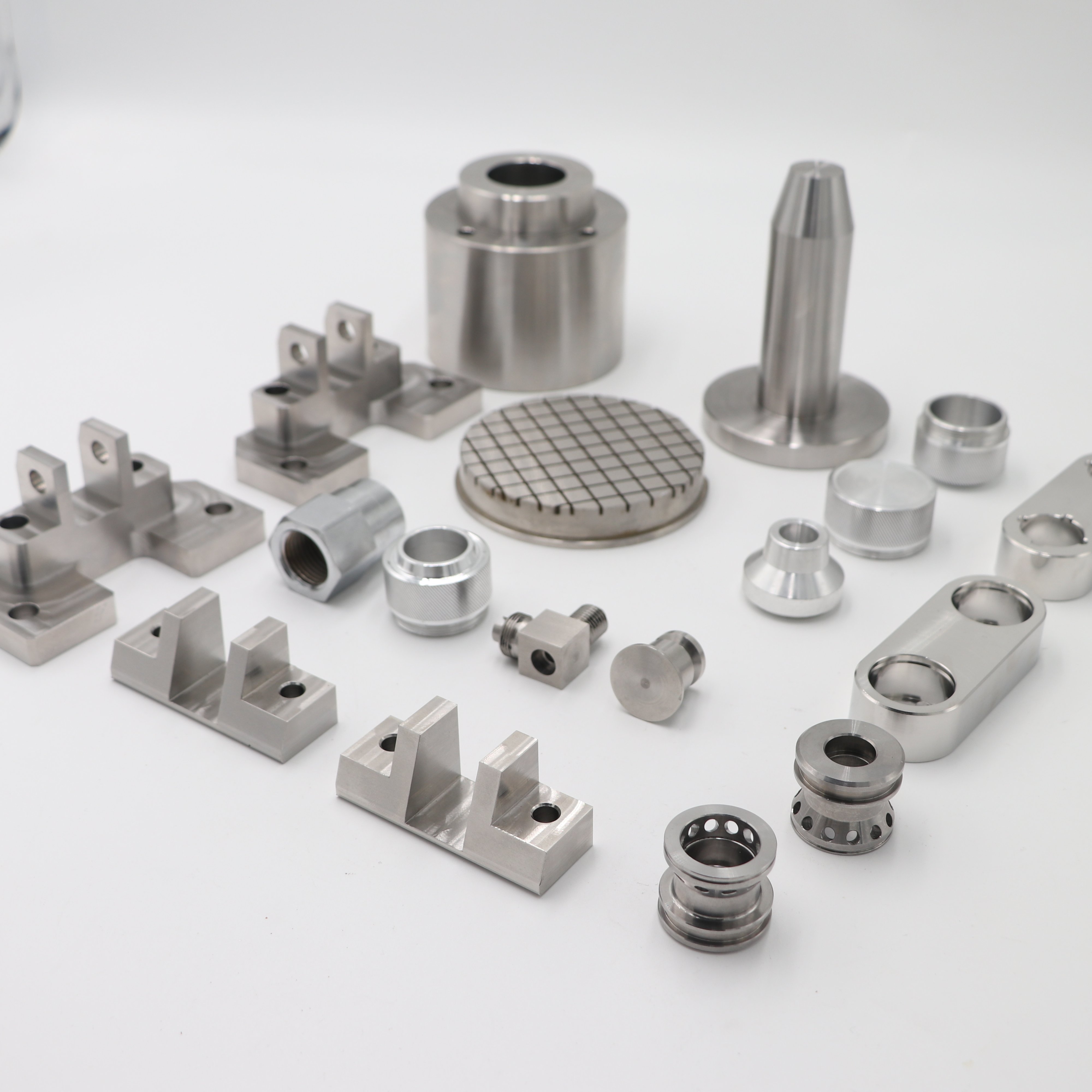 Wholesale Custom CNC Milling Turning Stainless Steel Titanium Aluminum Brass Parts OEM Metal Cnc Machining Service