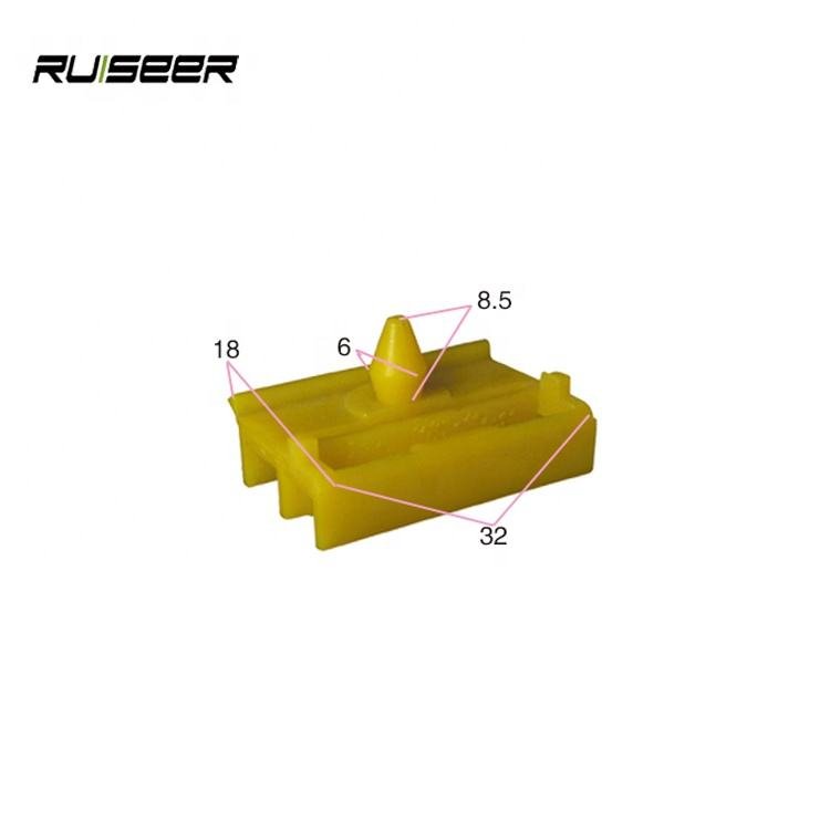 High quality interior car accessories door panel clips OEM for BMW other auto parts