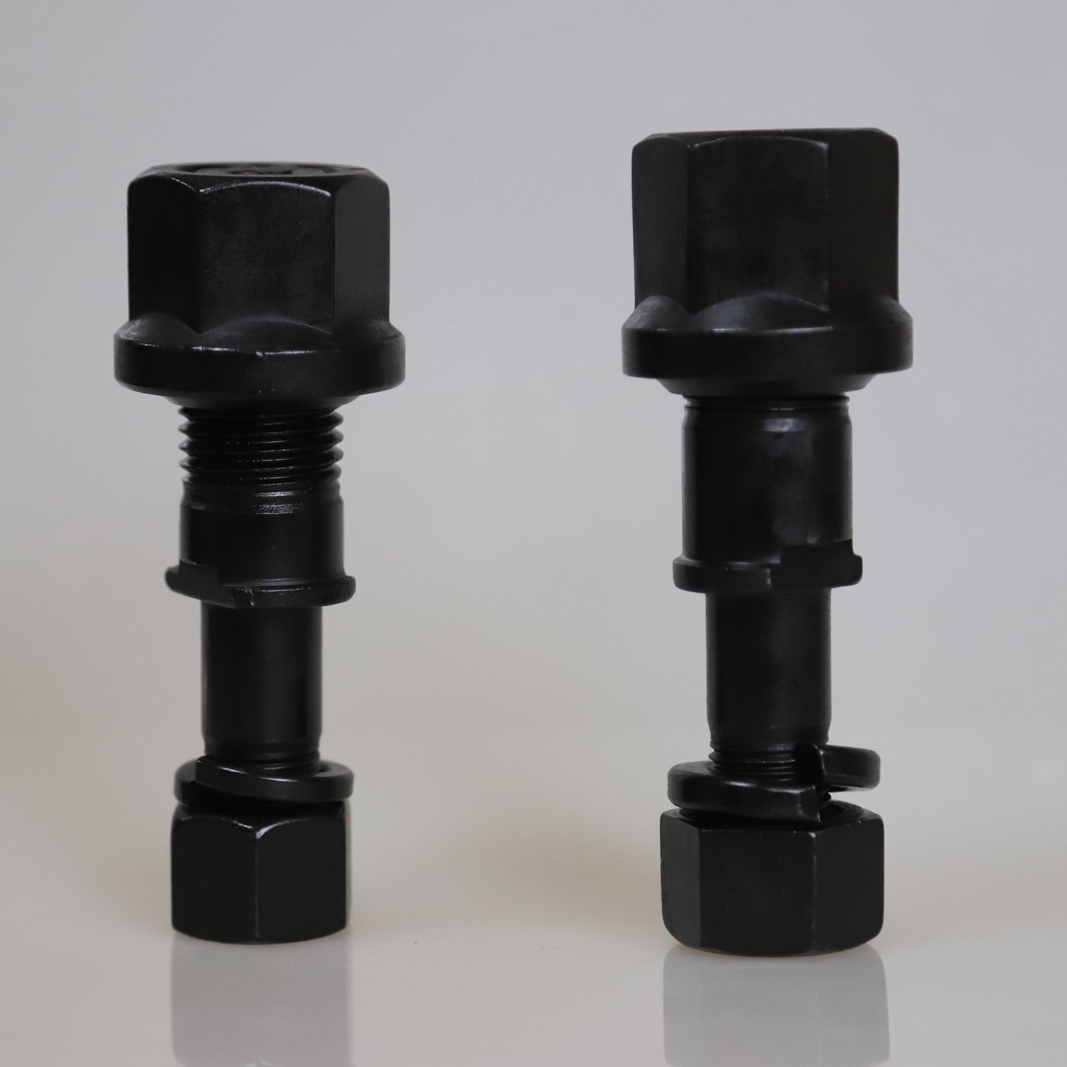 Custom Auto parts fastener screw M22X1.5/M20X1.5X91 universal flange hex hub bolt wheel stud bolt for FUSO