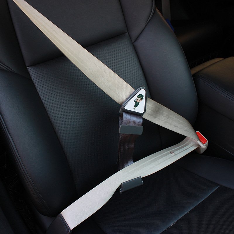 Wholesale Luxury Design Lovely Simple 2-Point Car Safety Belt Clip ABS Interior Kits Universal Child Seat Belt Fastener Adjuster