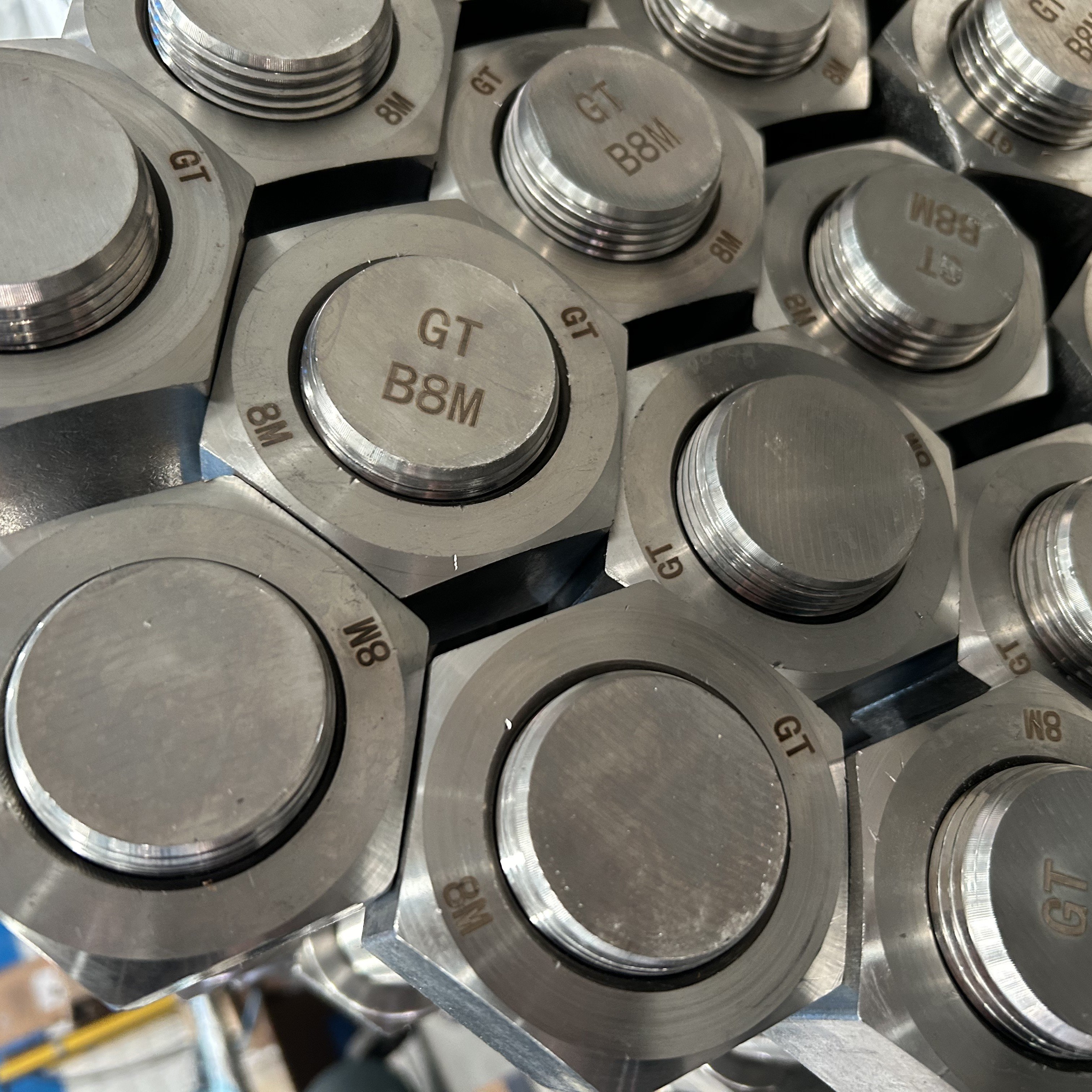 High Strength Fasteners A193 Grade B6 B8R Stud Bolt SS410 Stainless Steel UNS S31803