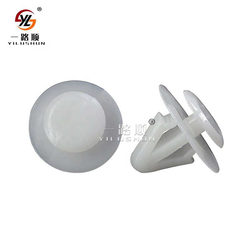 D94 China high quality car body special door panel buckle rivet direct