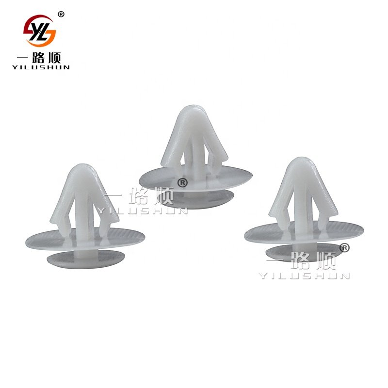 D94 China high quality car body special door panel buckle rivet direct