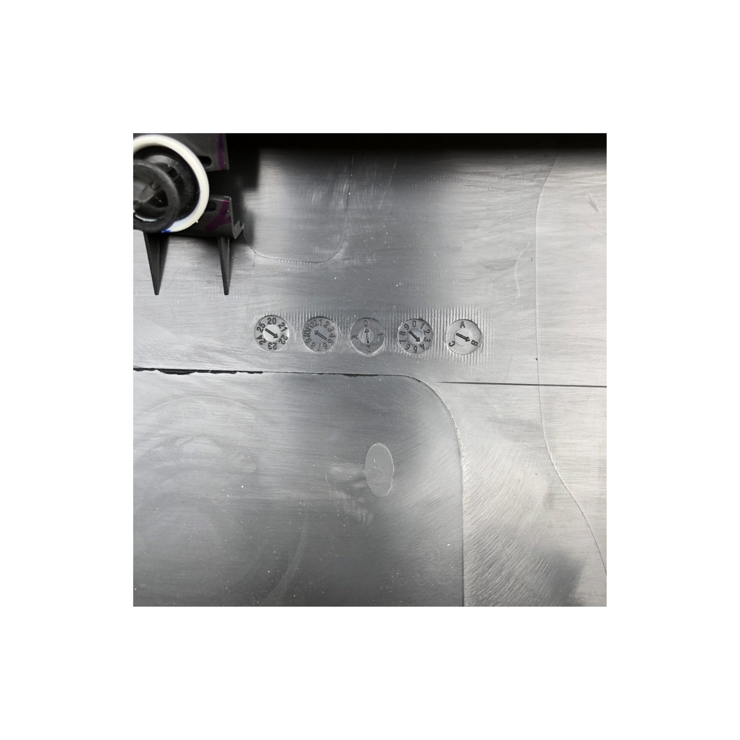 1497745-00-B Scratch-Resistant Precise Rocker Cover Assembly with Fastening Kit For Cylinder Head Repairs For Car Customization