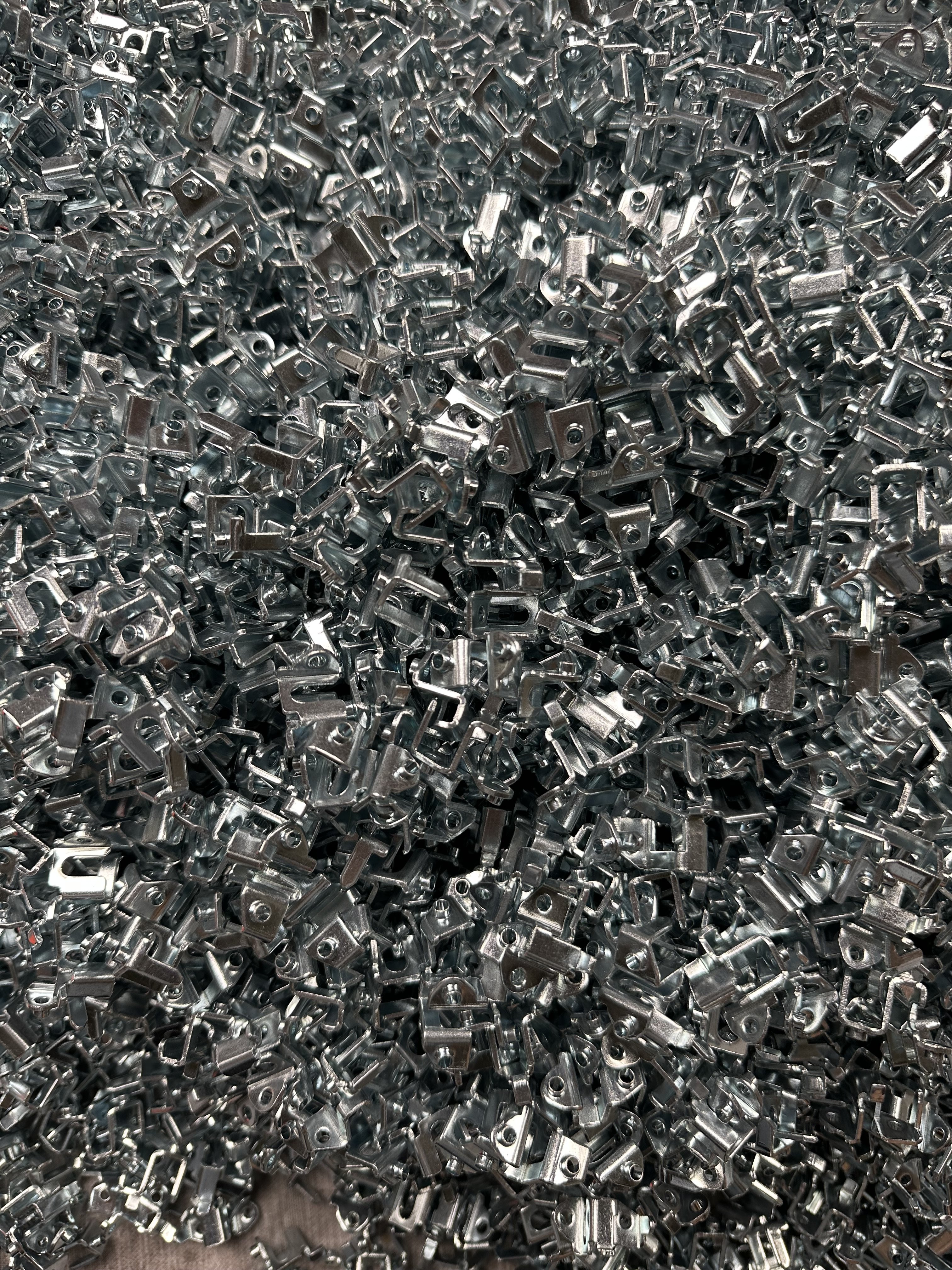 OEM Stamping Metal Hardware Fixing Clip U-shaped fasteners Stainless Steel Precision Metal Stamping Auto part