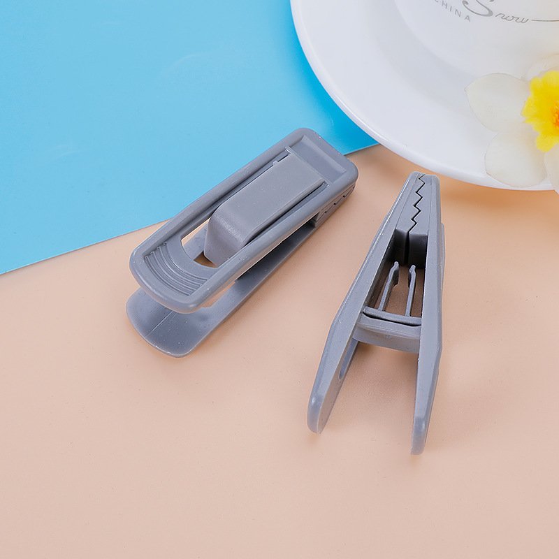 Mixed Color Plastic Clothes Pegs Clothes Hanging Pegs Clothes Pins New Promotion Plastic Clips Clothing Clip