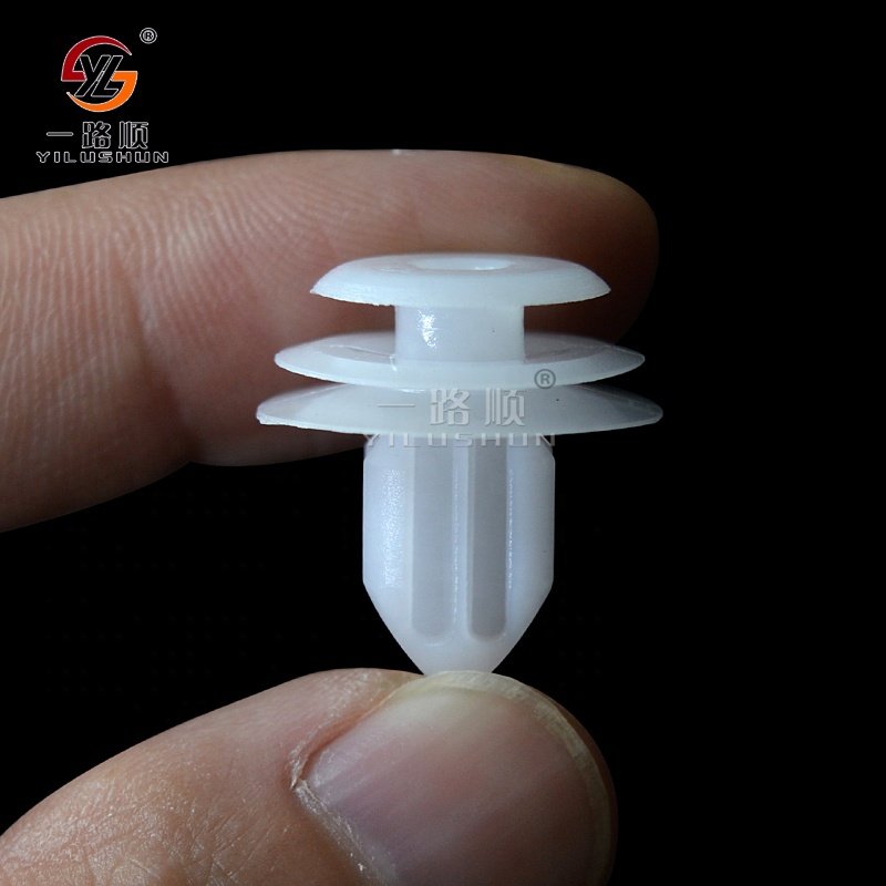 D10 Car Clips Auto Plastic Retaining Rivet Yellow Automotive Nylon Car Door Panel Trim Clip