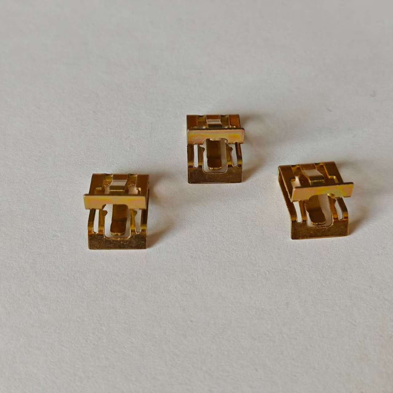 Customized Auto Spare Stamping Parts Car Panel Fasteners Metal Clips Hardware Product