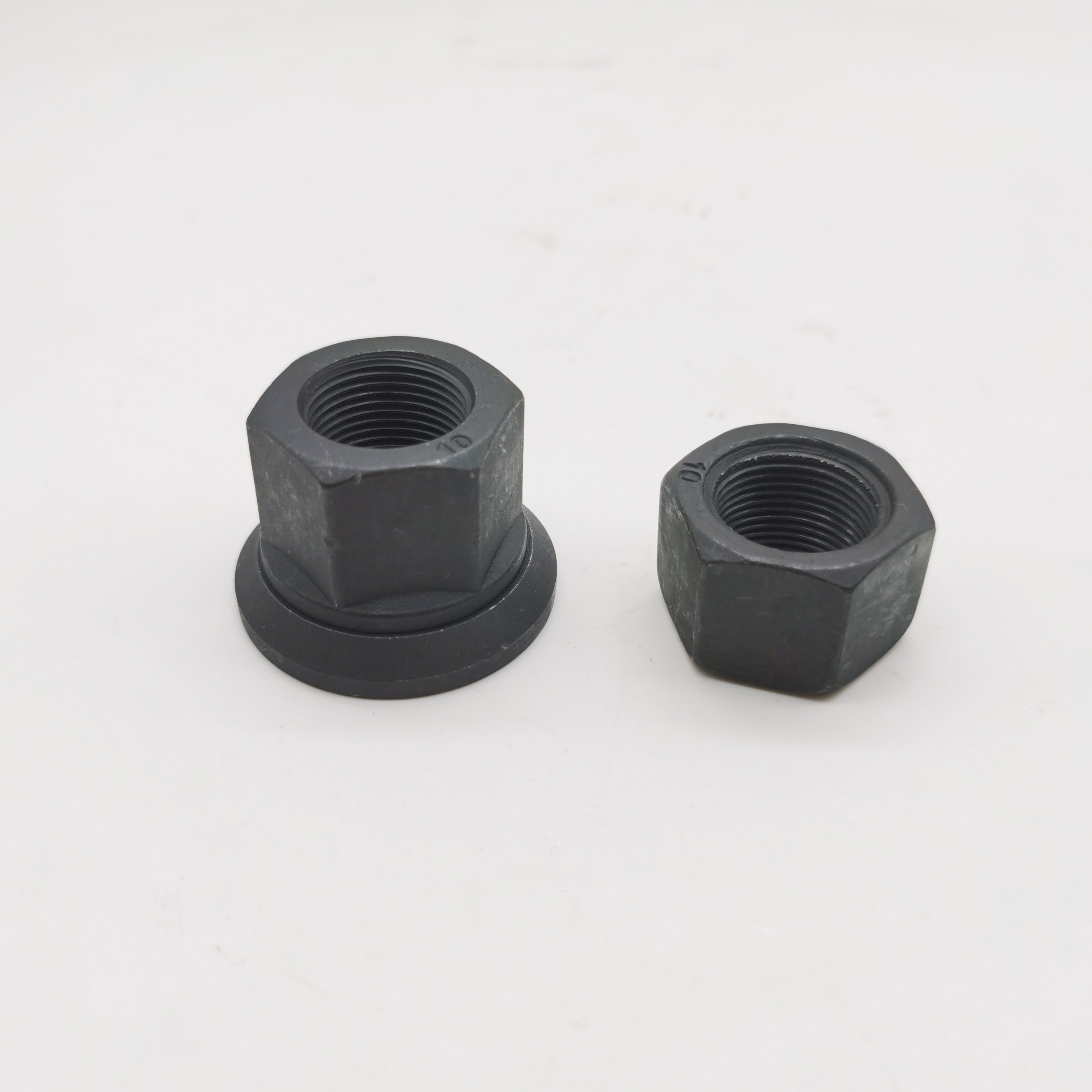 Factory Wholesale FUWA Rear Wheel Screw Front Axle Hub Bolt M22x1.5-M22x2x124mm