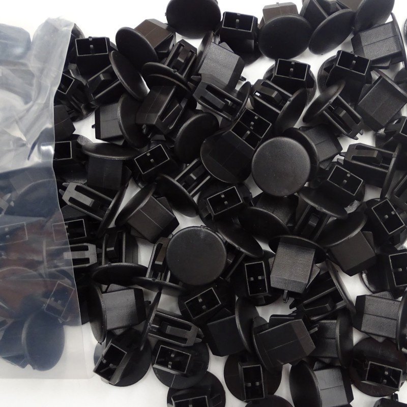 Trunk Side Trim Clip Push Type Retainer Plastic Fasteners for Volvo 30715711