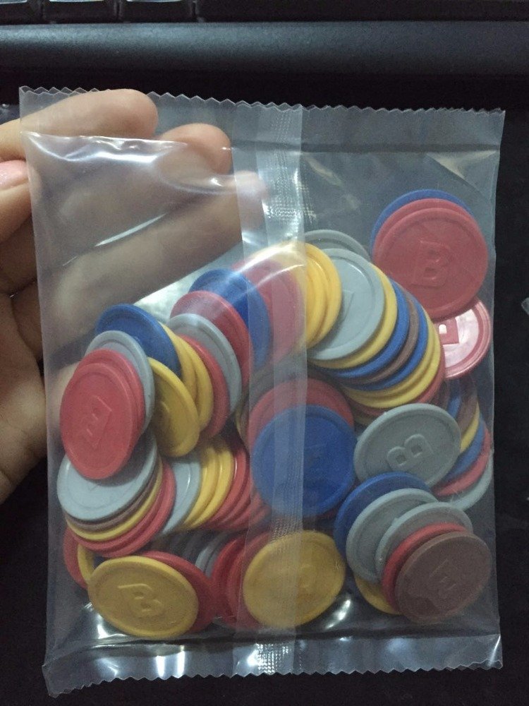 Automatic Plastic Coins and Buttons Pouch Counting Packing Machine HS240BS