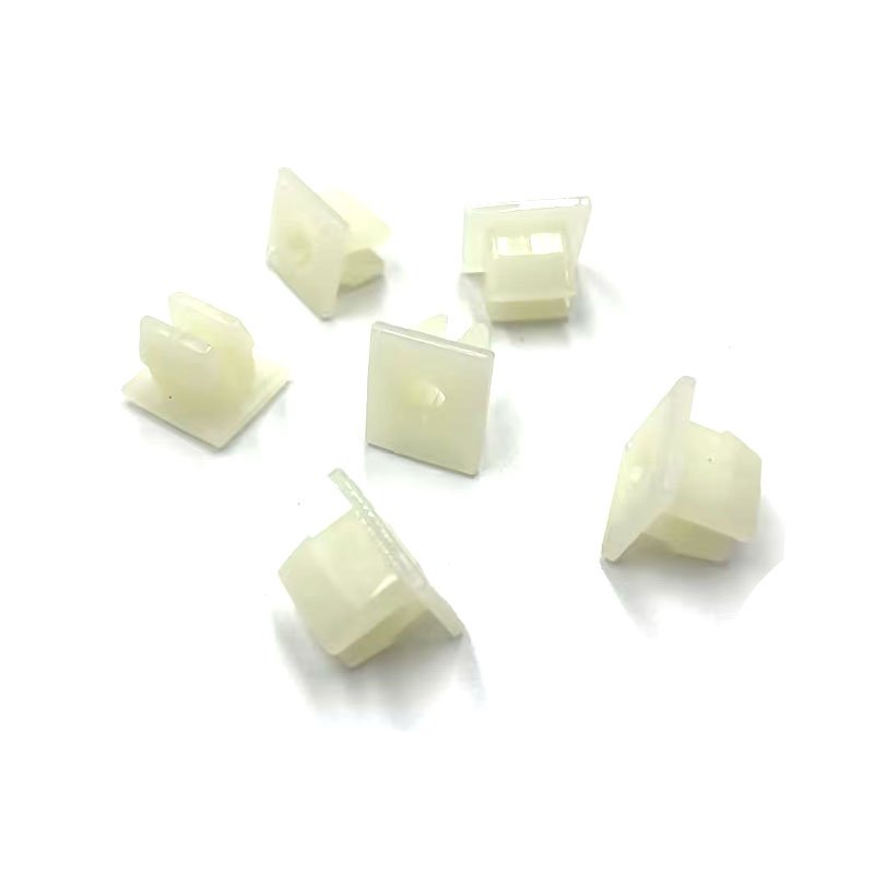 Auto Plastic Clips Car Door Trim Clips Push Type Clip For Car