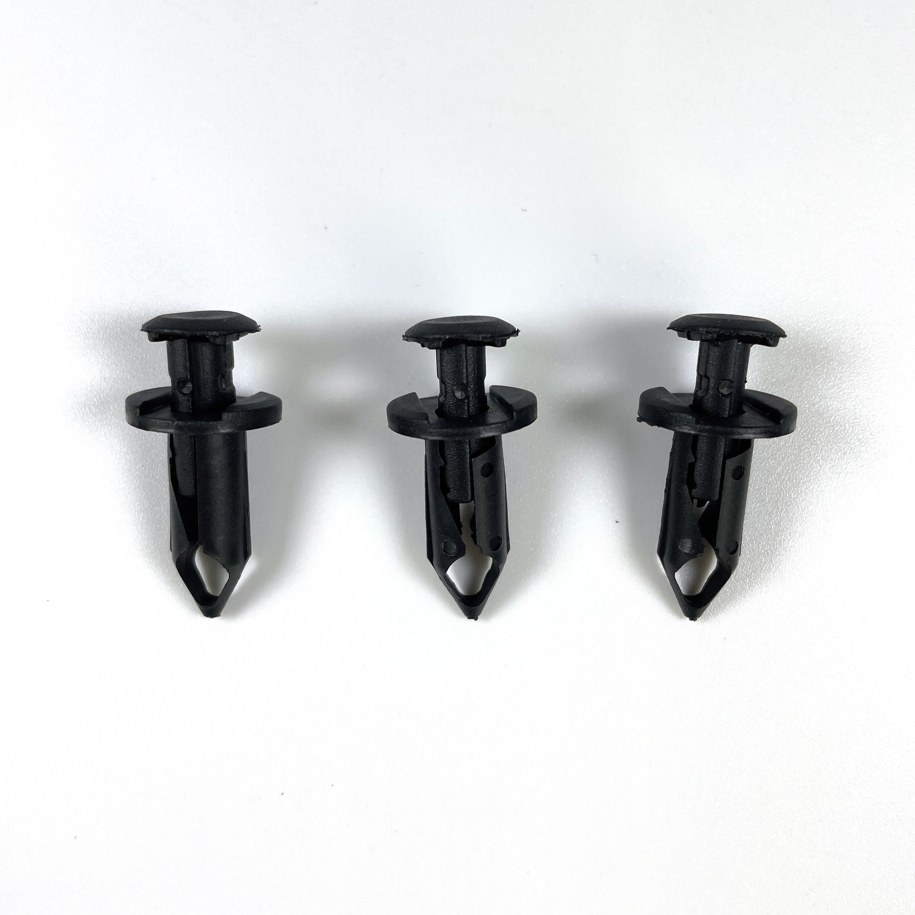 Wholesale N807389S Automotriz Nylon Clip Body Clips Auto Cars Plastic Clips and Fasteners