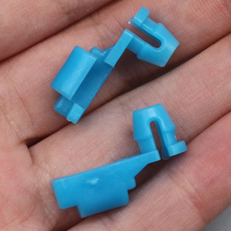 M42 wholesale high boutique car door lock buckle clips fastener 992780404