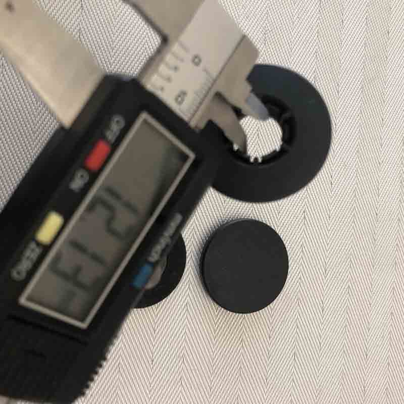 2019 new model car floor mat fasteners
