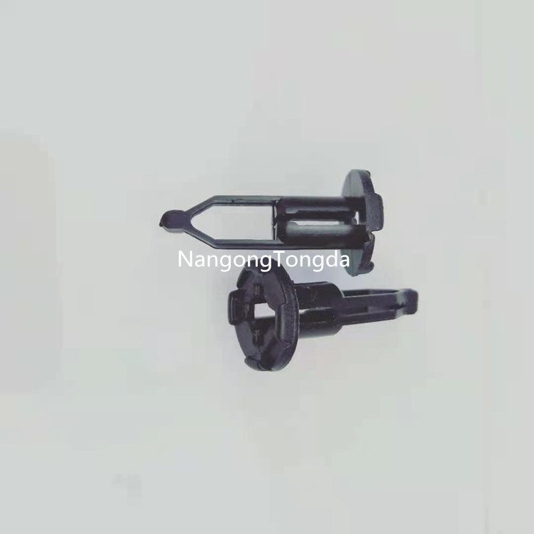 01553-09321 8mm Hole Auto Plastic Bumper Clips