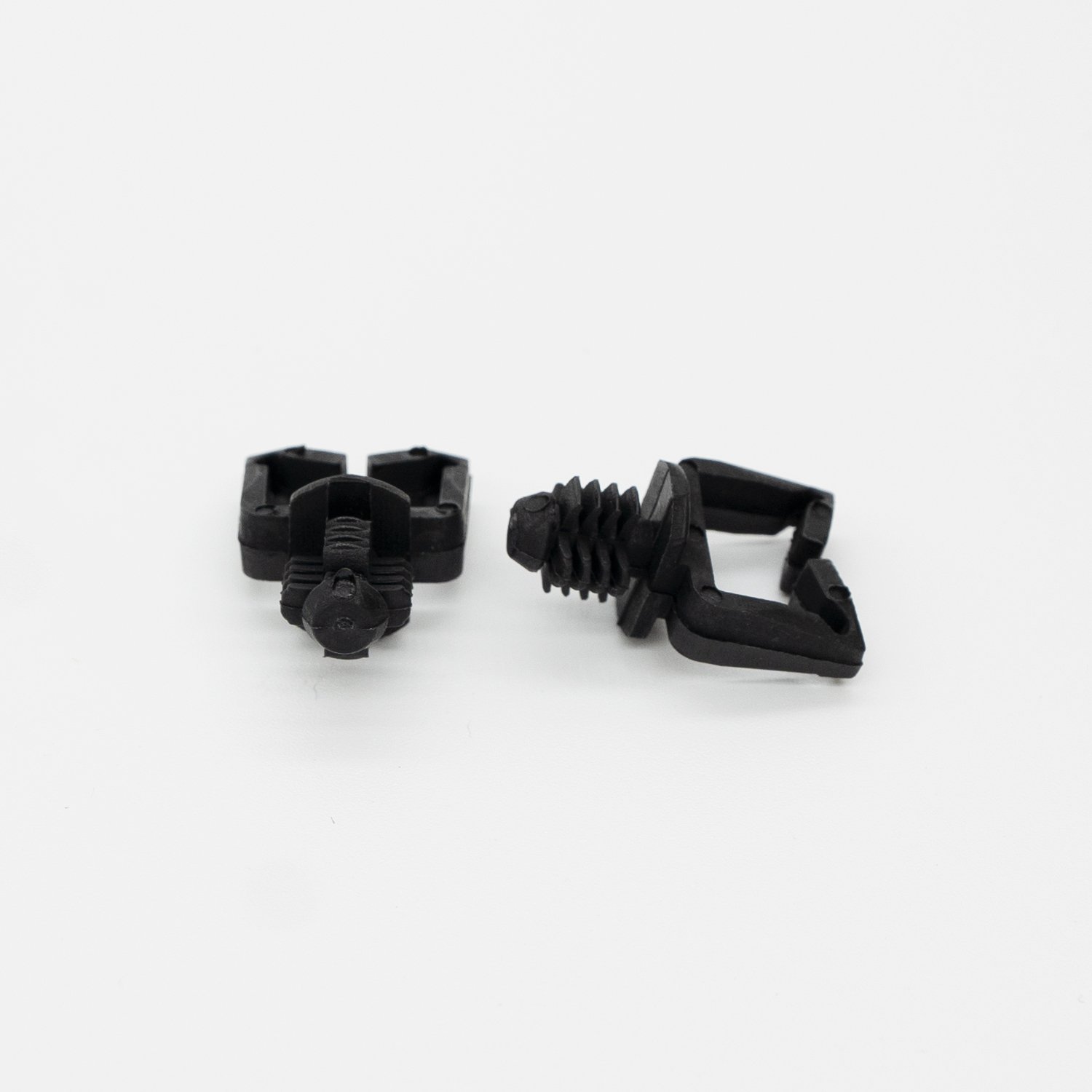 Hot Sale Auto Headlight Clips R type White cable Clip Cable Wire Harness Clamp Ties