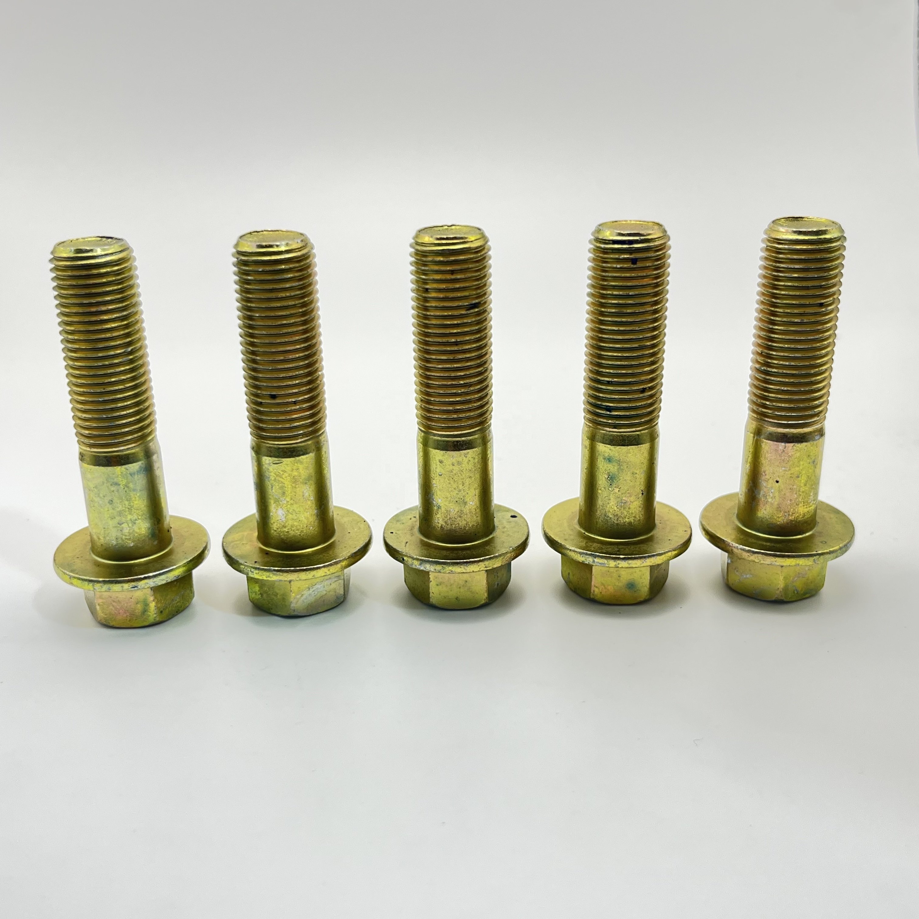 Manufacturer's direct sales supply of stainless steel fasteners with external hexagonal bolts