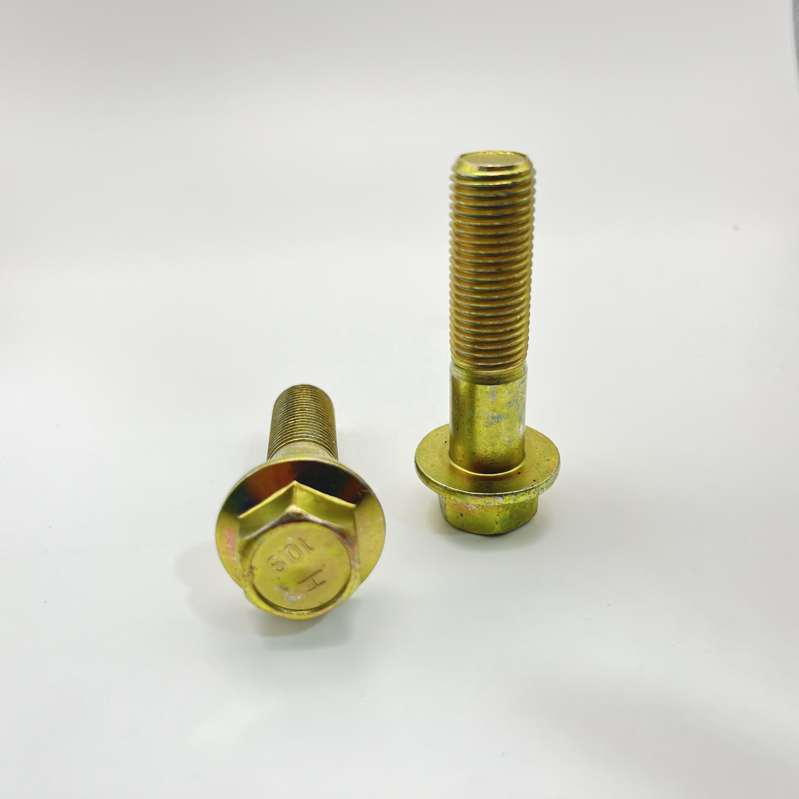 Manufacturer's direct sales supply of stainless steel fasteners with external hexagonal bolts