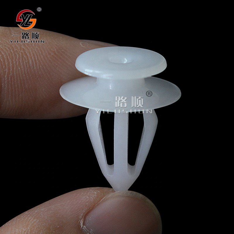 D07 car retainer clips and plastic fastener panel fasteners