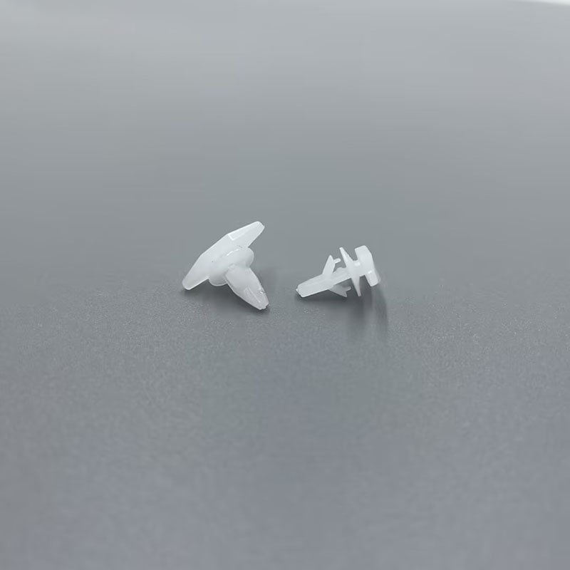 Auto Fastener Clips Doors Window Sealing Strip Retainer Car Clips And Plastic Fasteners