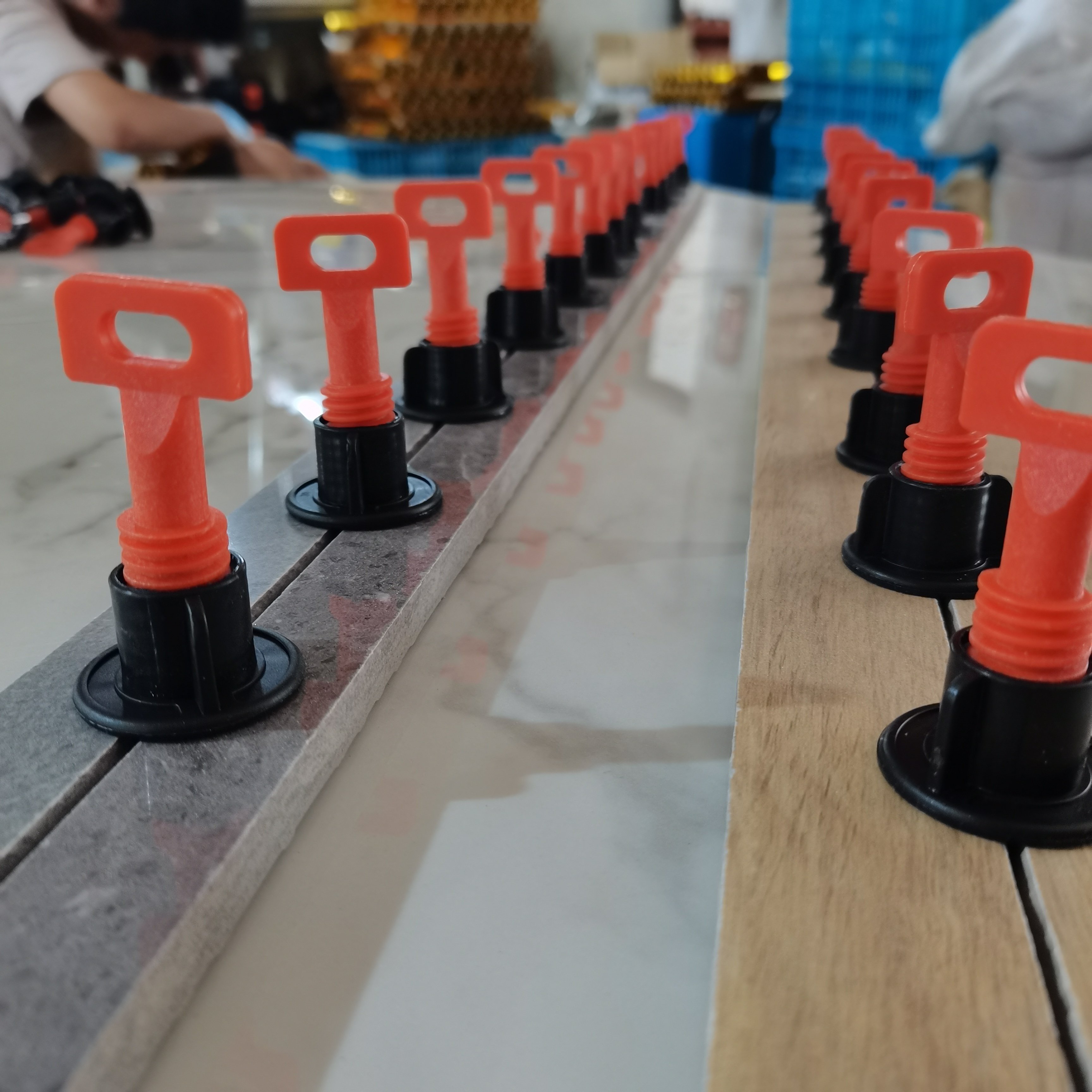 Combination Ceramic Tile Accessories Tile Leveling System Clips and Wedges for TileTile Spacer Tile Clips Ceramic Plastic Reusa