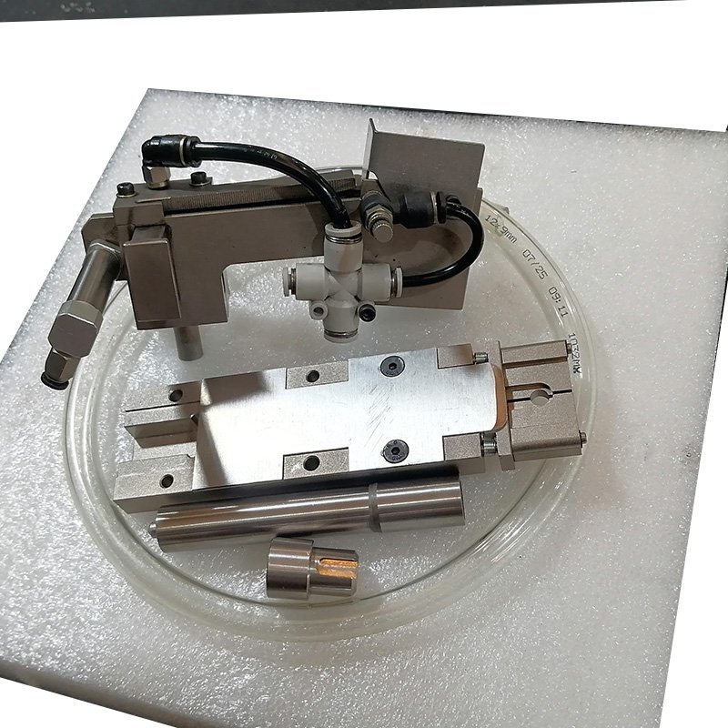 Efficient Processing 4 Station Automatic Upper Tool Changer Automatic TIS for Lower Tool Hydraulic Fastener Insertion Machine