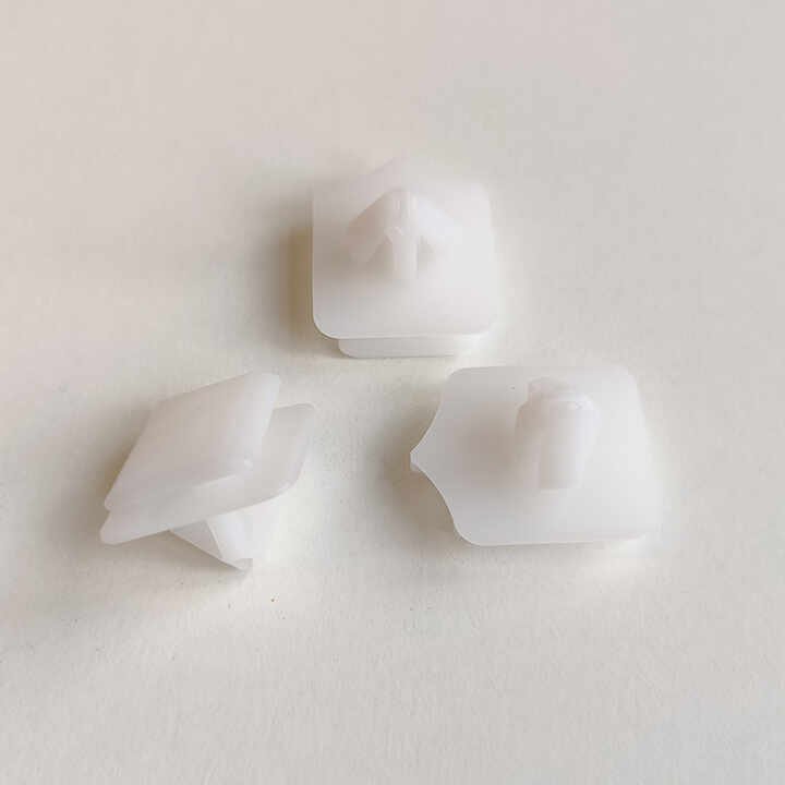 automotive fastening door panel buckle rivet clampAuto Plastic Fasteners Clips Push Type Retainer Clip Plastic QKJ-44