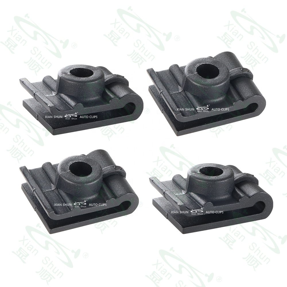 Xian Shun High Quality Plastic U-Nuts Splash Guard Auto Clips