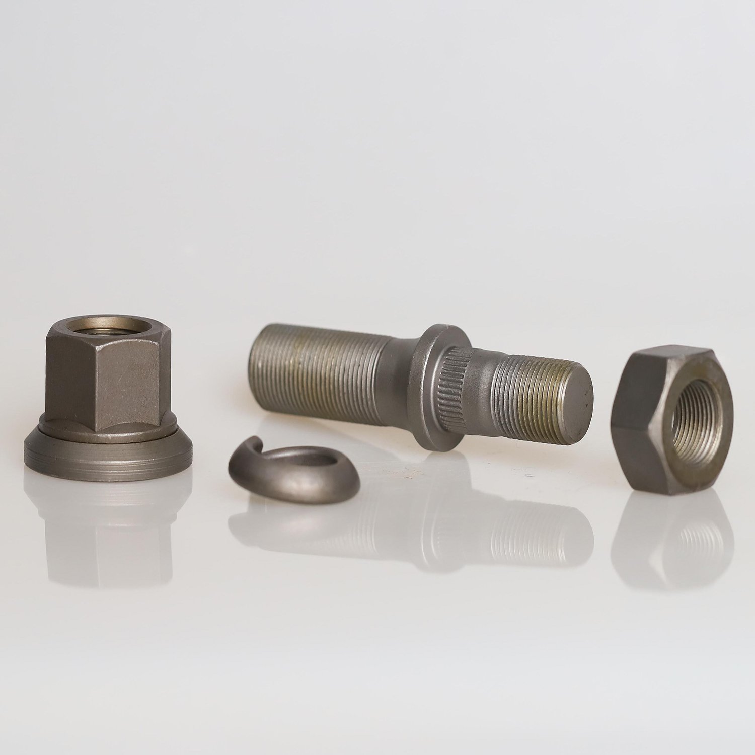 High tightness wear resistance grade10.9 automotive Weld stud anchor fasteners bolts and nuts for BPW