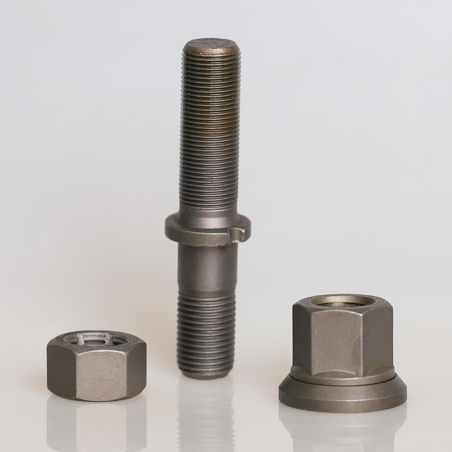 High tightness wear resistance grade10.9 automotive Weld stud anchor fasteners bolts and nuts for BPW