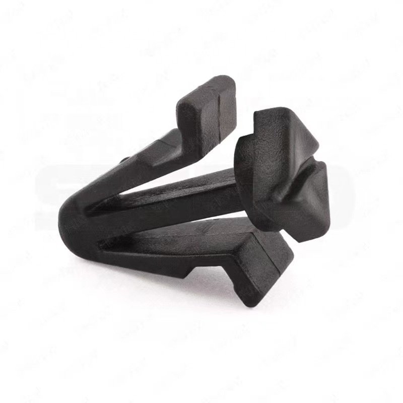 Wholesale Auto Fastener Plastic Clips for Nissan Grille Clips 01553-03831