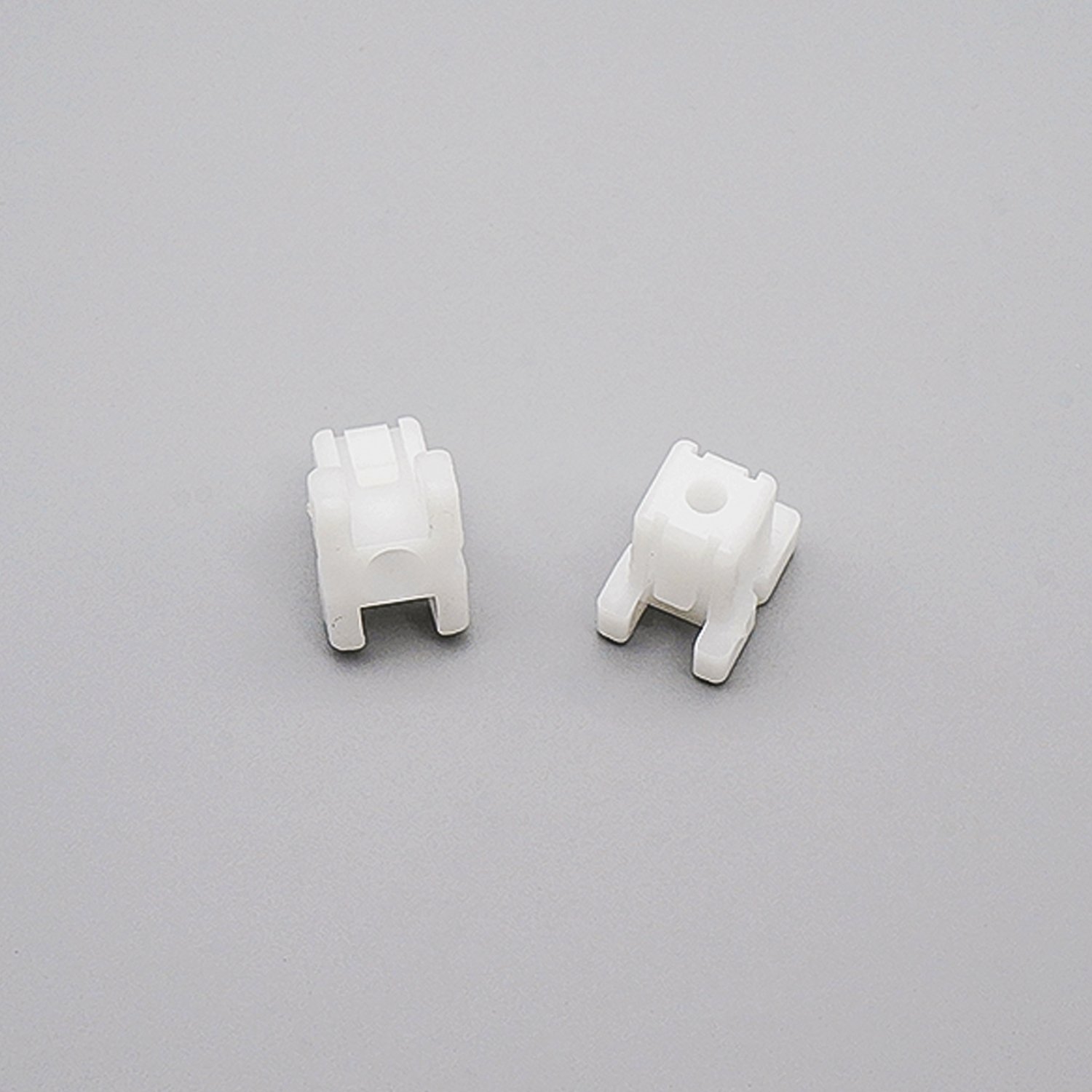 Car Headlamps Front Combination Lights 530# Plastic Mounting Bolts Clips