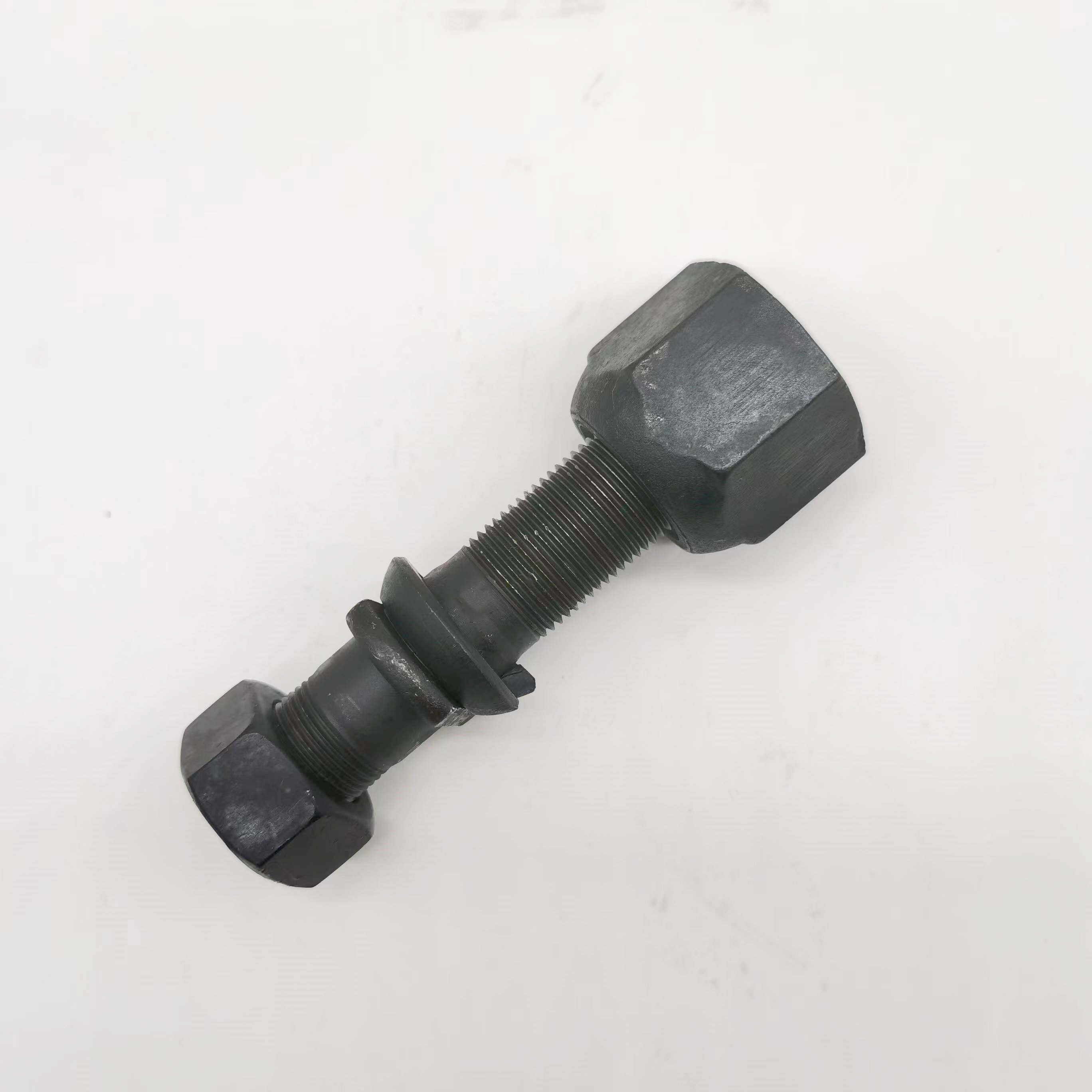 M22x1.5-M24x2.5x116mm High Strength High Quality Connection Locking Rear Wheel Bolts And Nuts For Hyundai 5T Truck