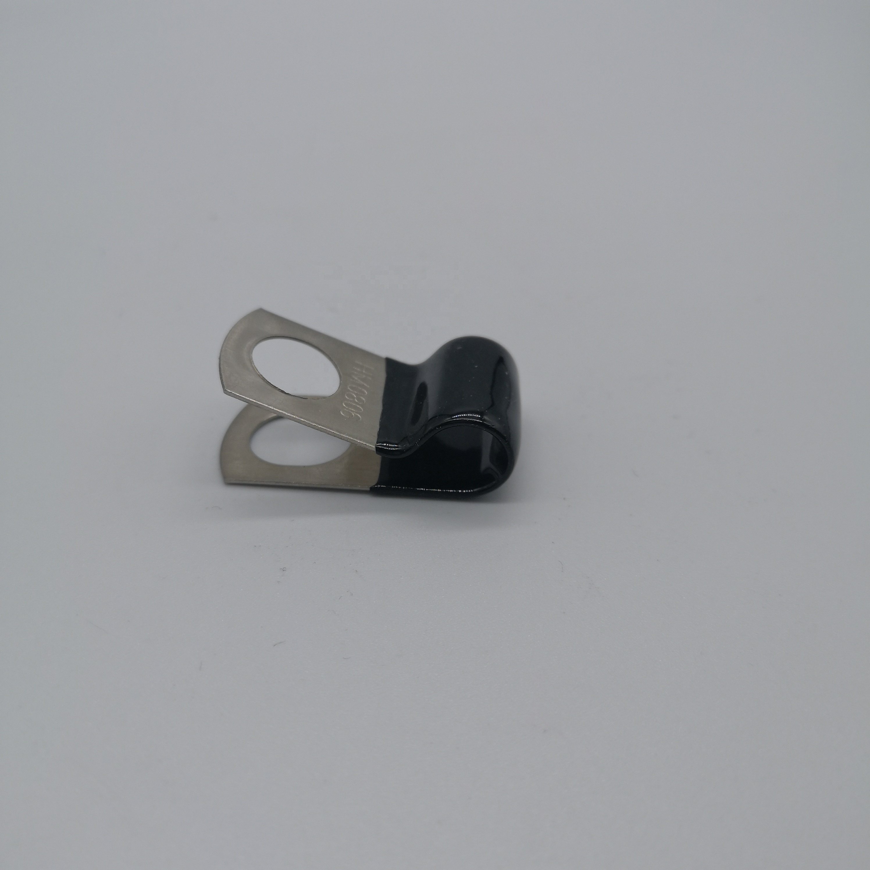 Hose P Clamp 38mm Diameter Rubber Coated R Types Clips Pipe Clamps for Fixing
