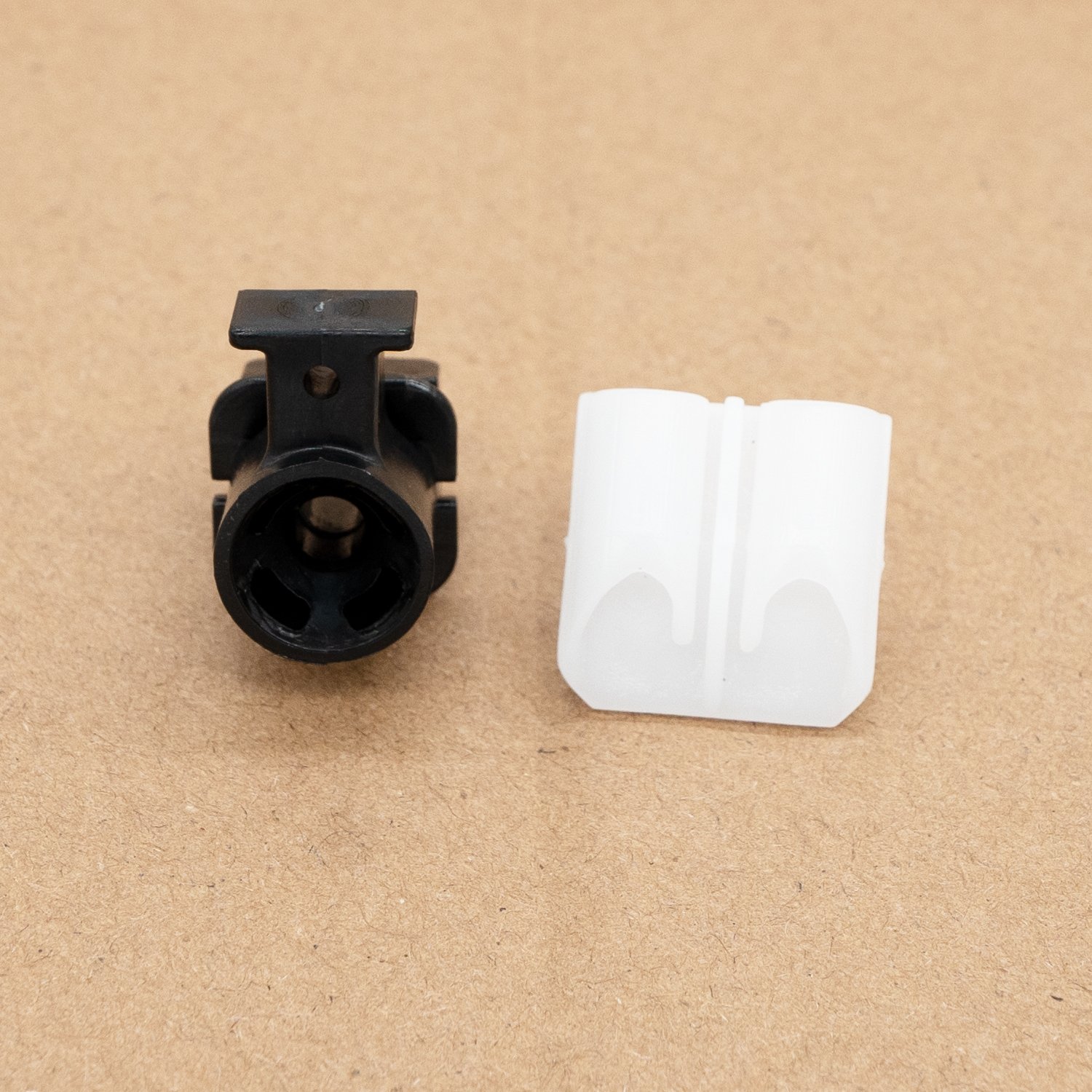 High Quality Auto Headlight Parts Fasteners For Adjusting Light Angle Nylon Combination Clips