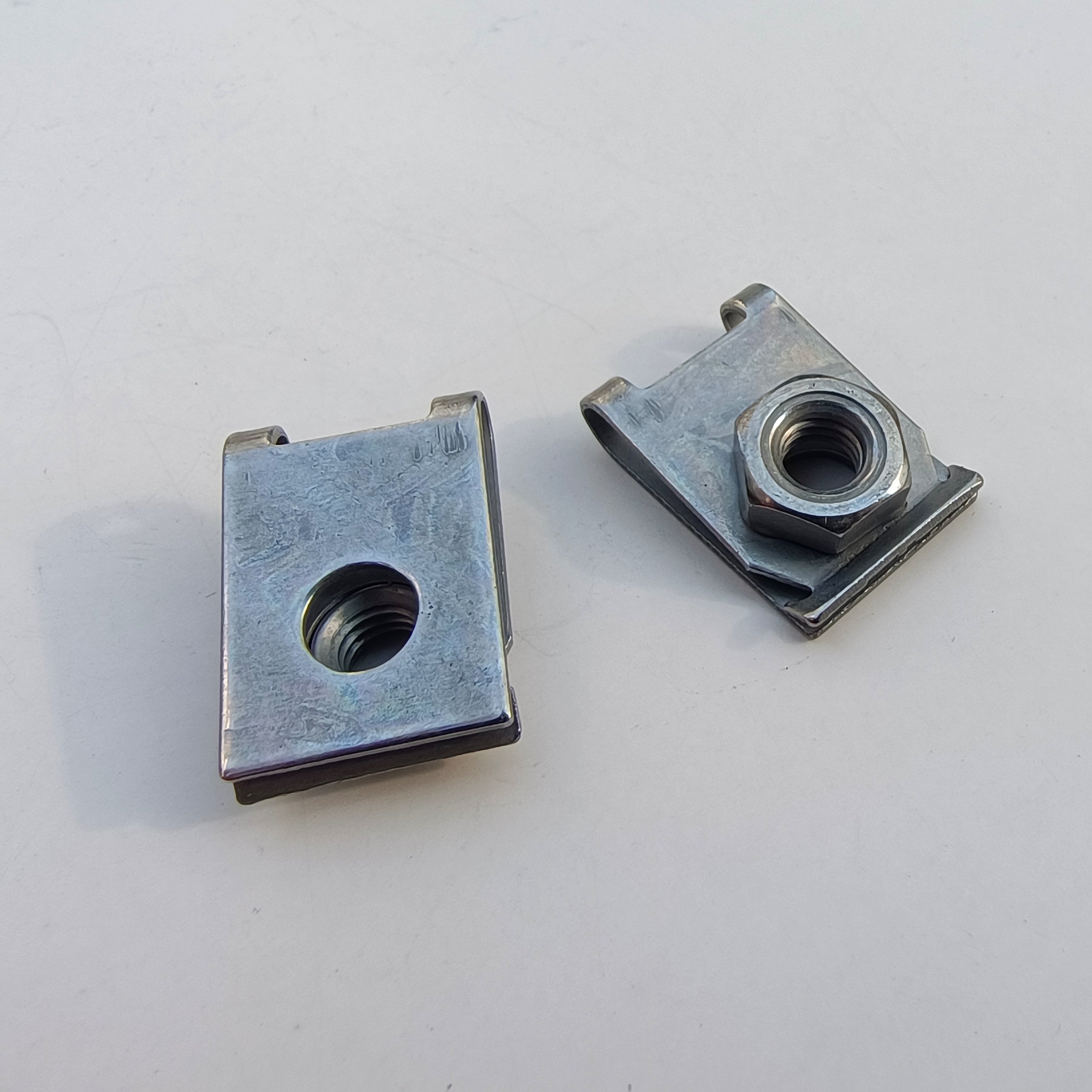 ZN Factory High Quality Riveted Speed Clips Sheet Metal Nuts Universal Mixed Auto M6 Chassis Fastener Spring Nut Clip Nut