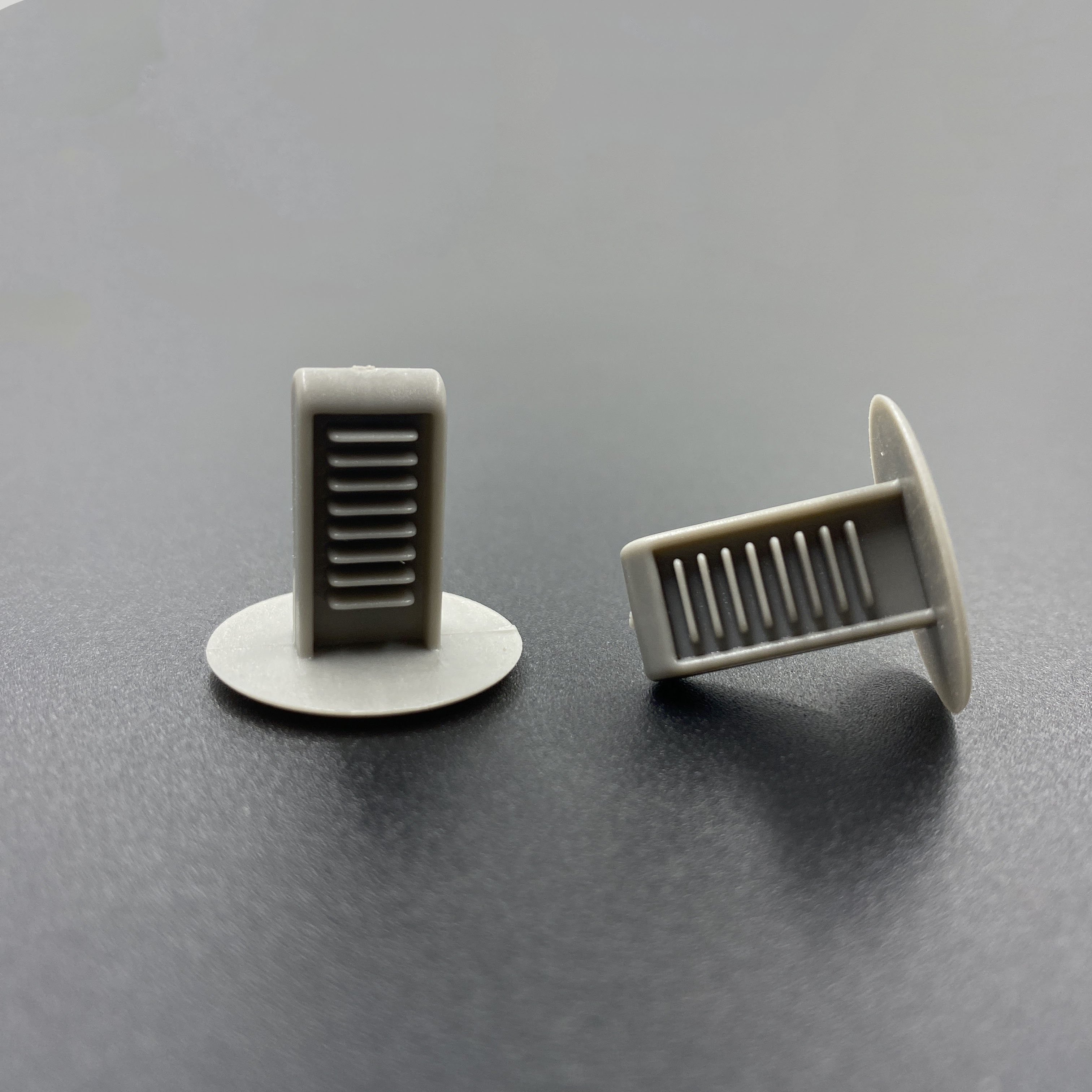 High Quality Auto Fastener Clip Auto Fasteners Fir Tree Rivets Clips Car Bumper Door Panel Fender Liner Clips