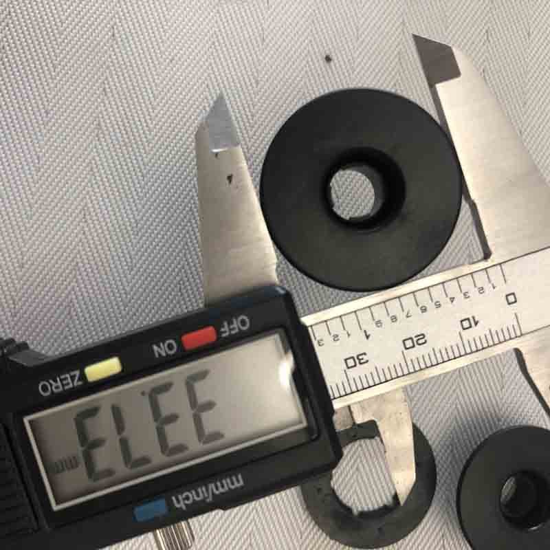 2019 new model car floor mat fasteners